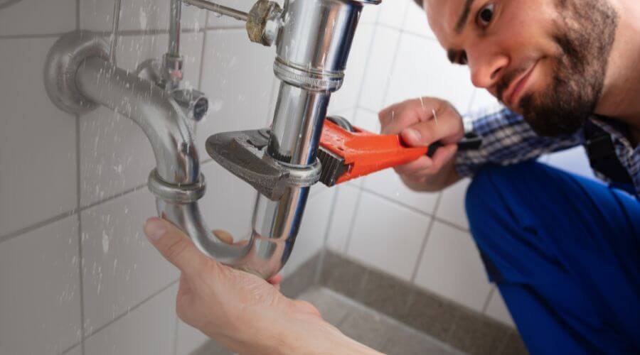 Expert burst pipe repair services in Laketown, UT